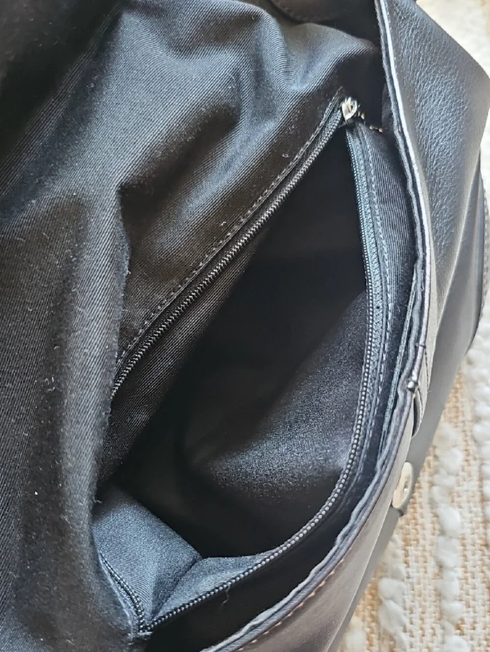 Vintage Coach Hamptons Leather Buckle Flap Shoulder Bag - Picture 6 of 10